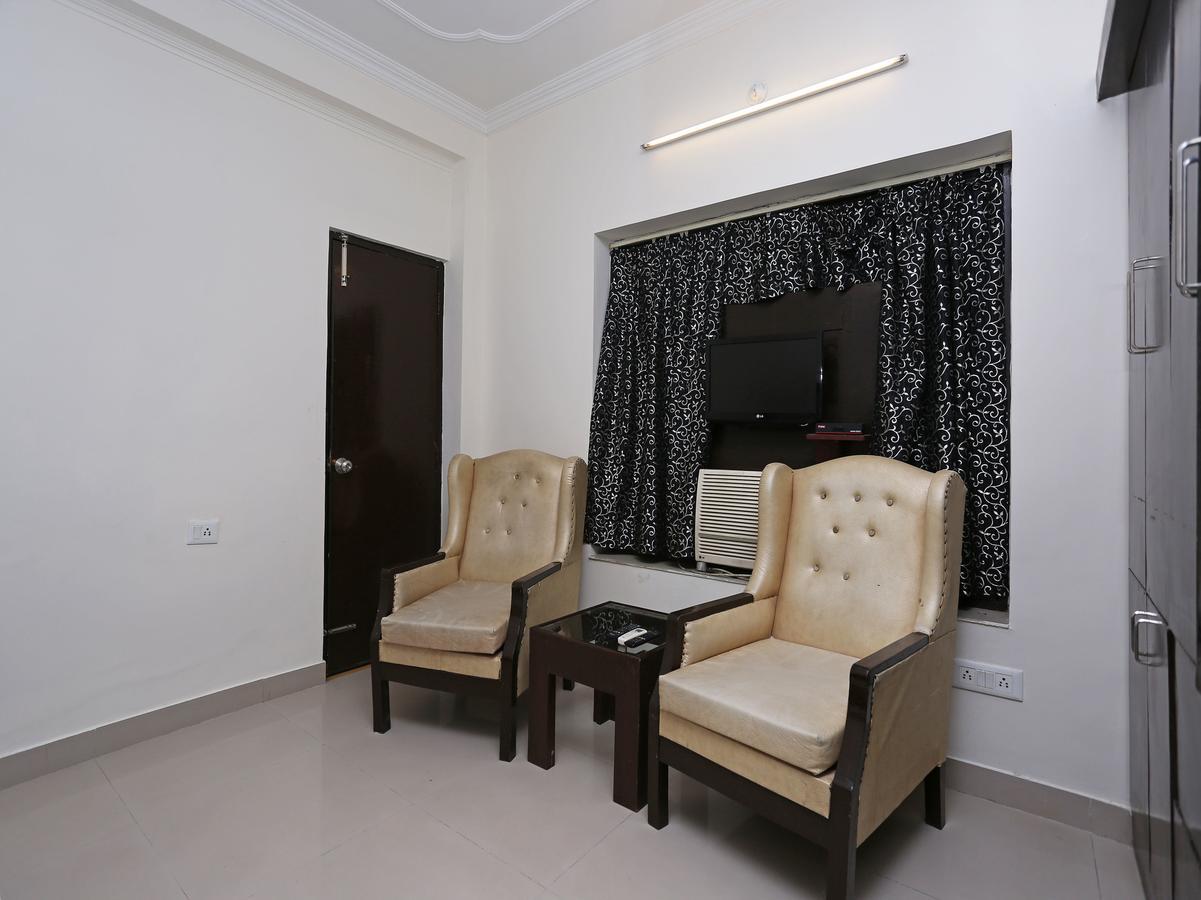Oyo 10425 Queens Pearl Inn Dehradun Exterior foto