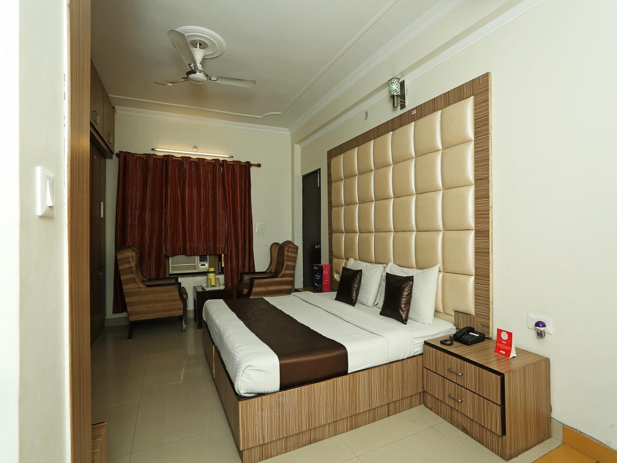Oyo 10425 Queens Pearl Inn Dehradun Exterior foto